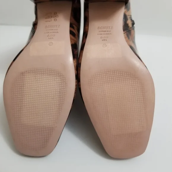 🆕️⬇️🎉HOST PICK🎉 Schutz Kika Square Toe Leopard Print Patent Leather Booties - Picture 10 of 13